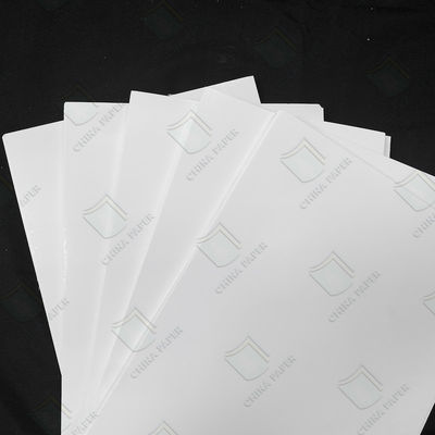 Białe drewno dziewicze wysokiej objętości FBB GC1 GC2 Papierowa tablica 200gm-350gm